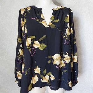 Ava&Viv Long Sleeve Floral Plus Size Blouse